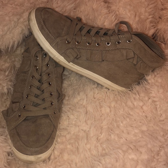 Fergalicious by Fergie - Picture 2 of 2